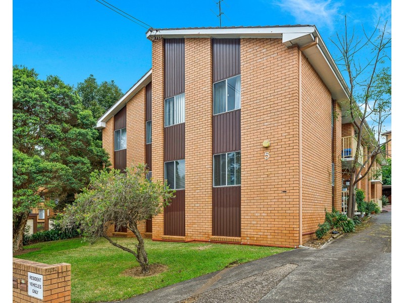 2/5 Mercury Street, Wollongong NSW 2500