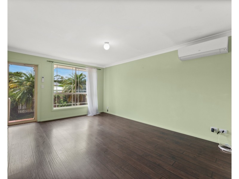 1/2 Gwyther Avenue, Bulli NSW 2516