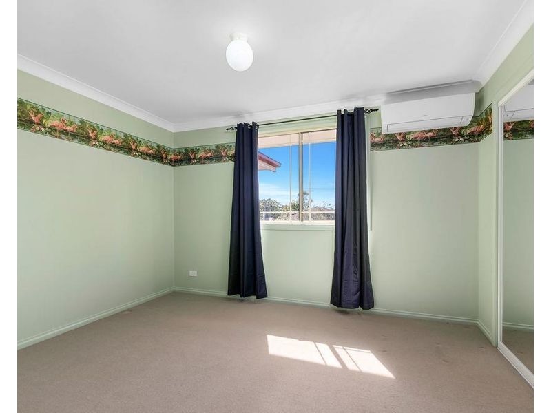 1/2 Gwyther Avenue, Bulli NSW 2516