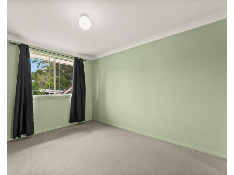 1/2 Gwyther Avenue, Bulli NSW 2516