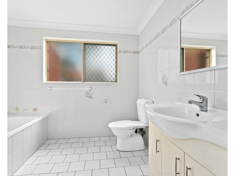 2/18 Campbell Street, Wollongong NSW 2500