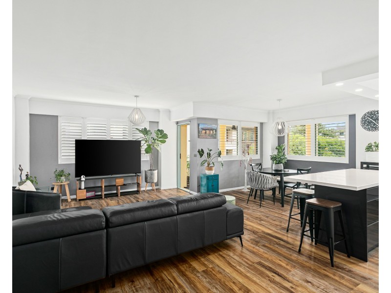 11/2 Pleasant Avenue, North Wollongong NSW 2500