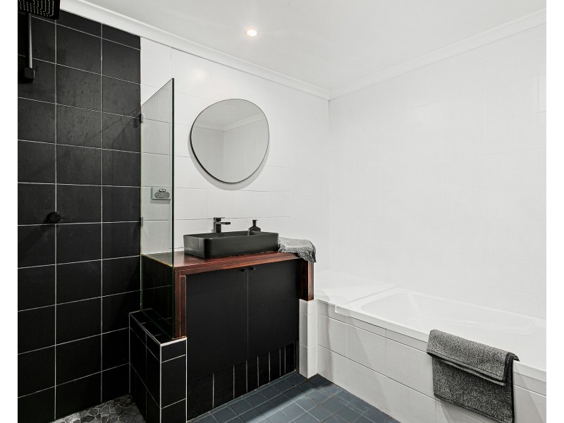 11/2 Pleasant Avenue, North Wollongong NSW 2500