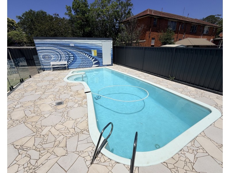 3 Exeter Avenue, North Wollongong NSW 2500