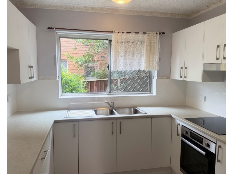 2/5 Mercury Street, Wollongong NSW 2500