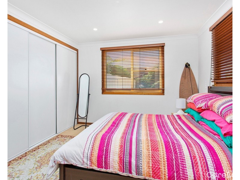 27 Raymond Road, Thirroul NSW 2515
