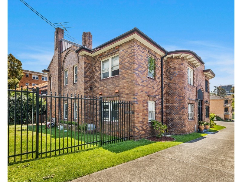 2/44 Smith Street, Wollongong NSW 2500