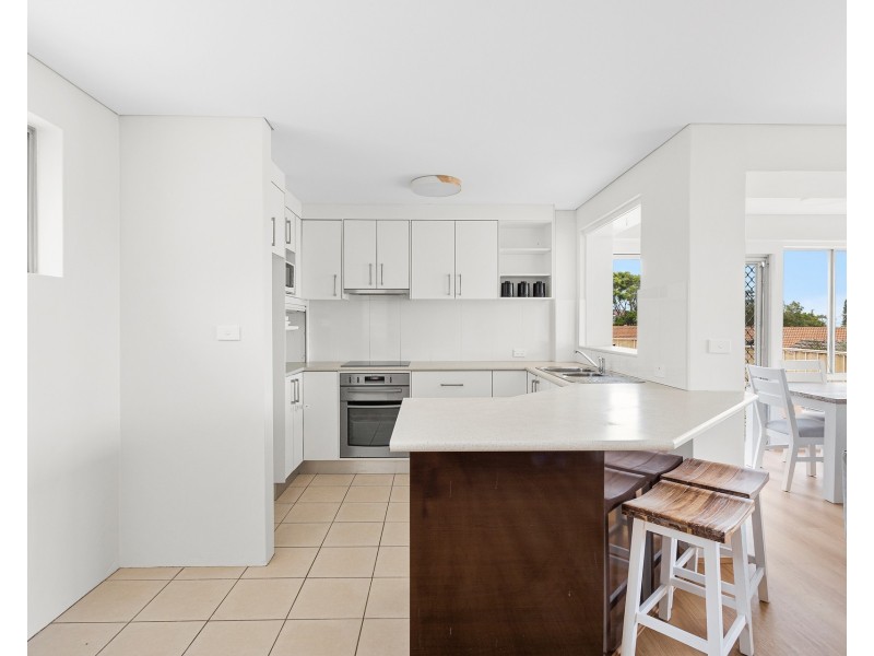 10/17 Henley Road, Thirroul NSW 2515