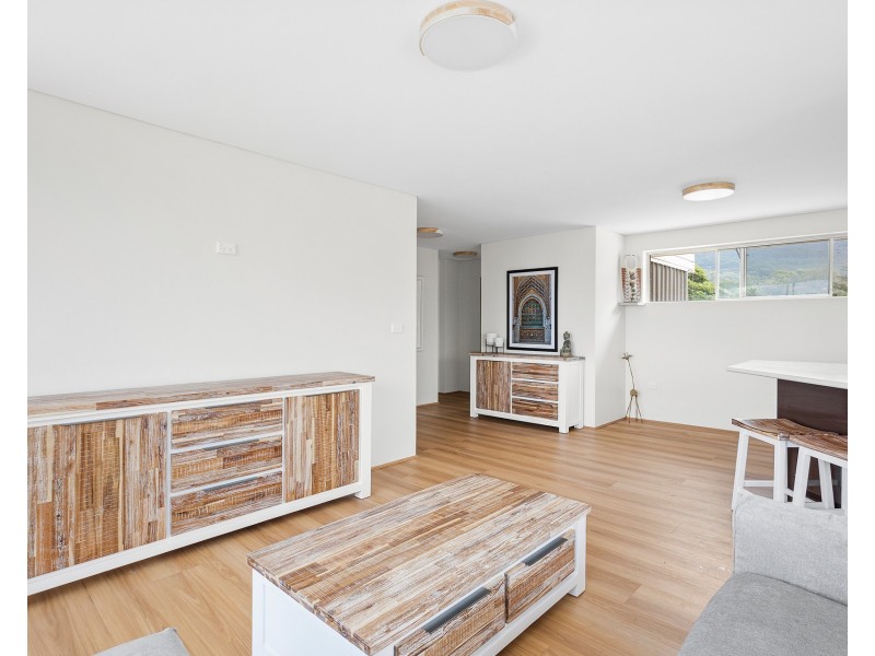 10/17 Henley Road, Thirroul NSW 2515