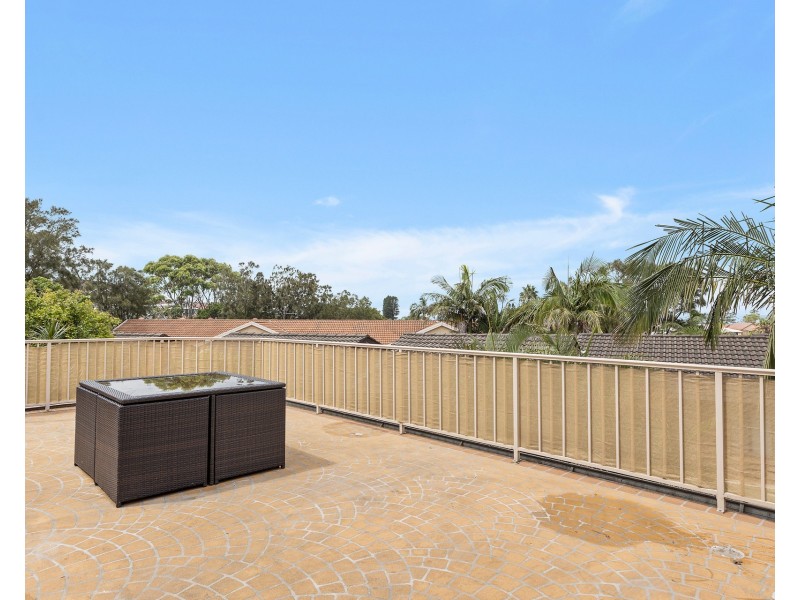 10/17 Henley Road, Thirroul NSW 2515