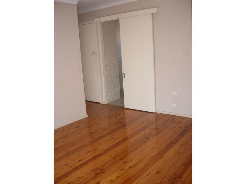 4/13 McCauley Street, Thirroul NSW 2515