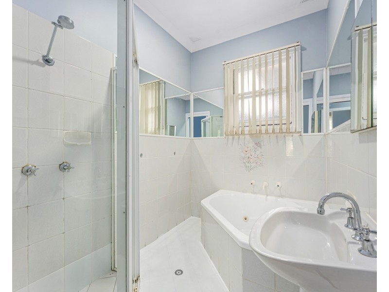 14 Dallas Street, Keiraville NSW 2500