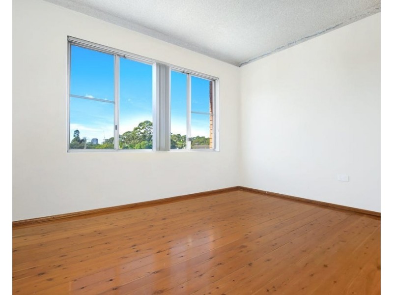 3/11 England Street, West Wollongong NSW 2500