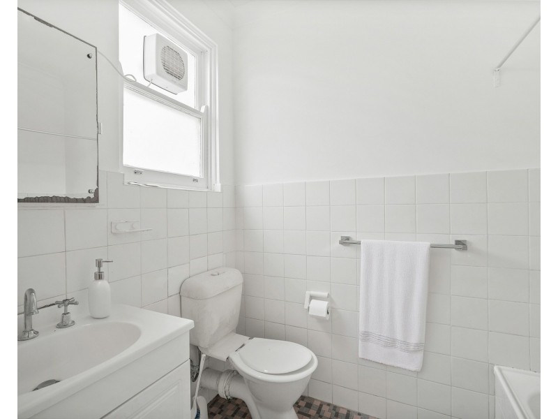 11/7 Pleasant Avenue, Wollongong NSW 2500