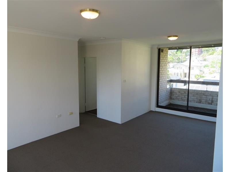14/4 Pleasant Avenue, North Wollongong NSW 2500