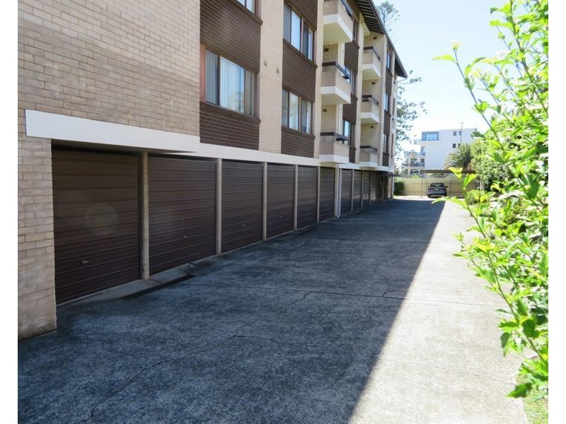 14/4 Pleasant Avenue, North Wollongong NSW 2500
