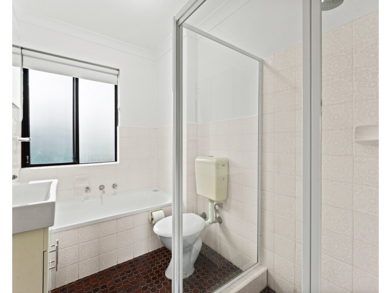14/4 Pleasant Avenue, North Wollongong NSW 2500