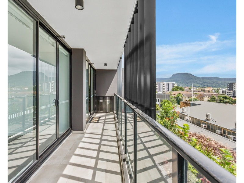 208/49 Denison Street, Wollongong NSW 2500
