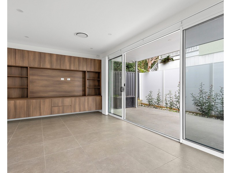 818 Lawrence Hargrave Drive, Coledale NSW 2515
