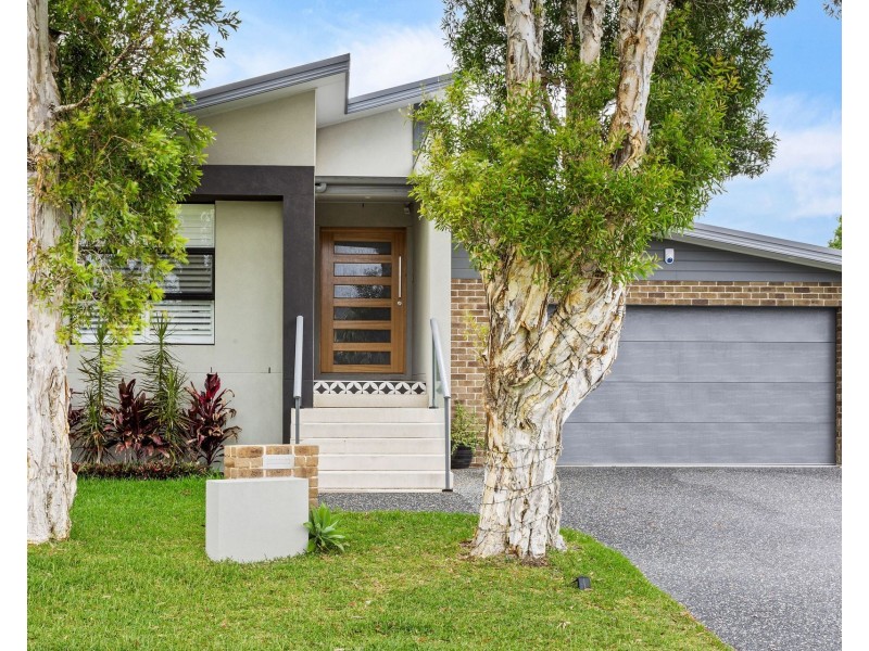 30 Arcadia Street, Warilla NSW 2528