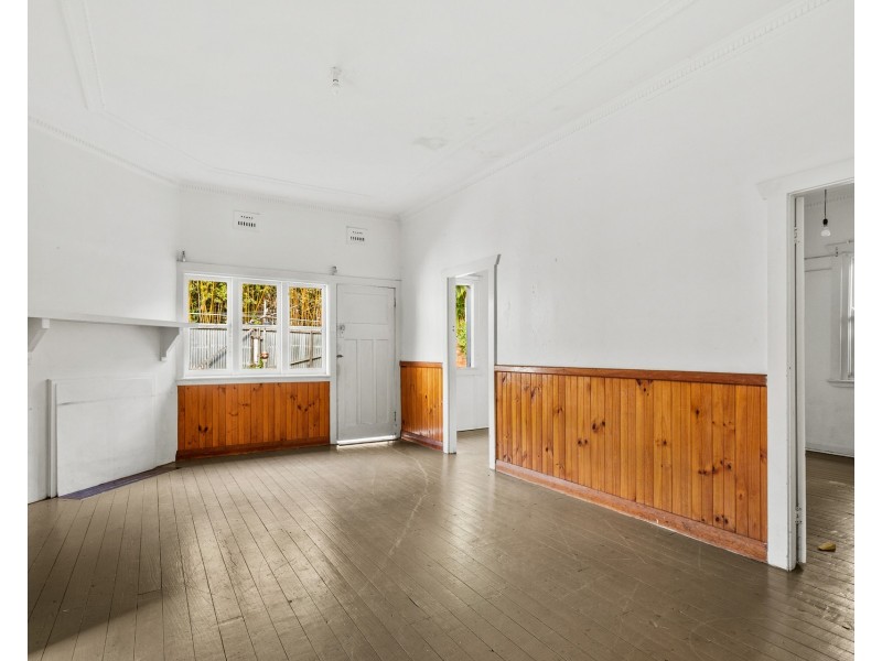 27 Bourke Street, North Wollongong NSW 2500