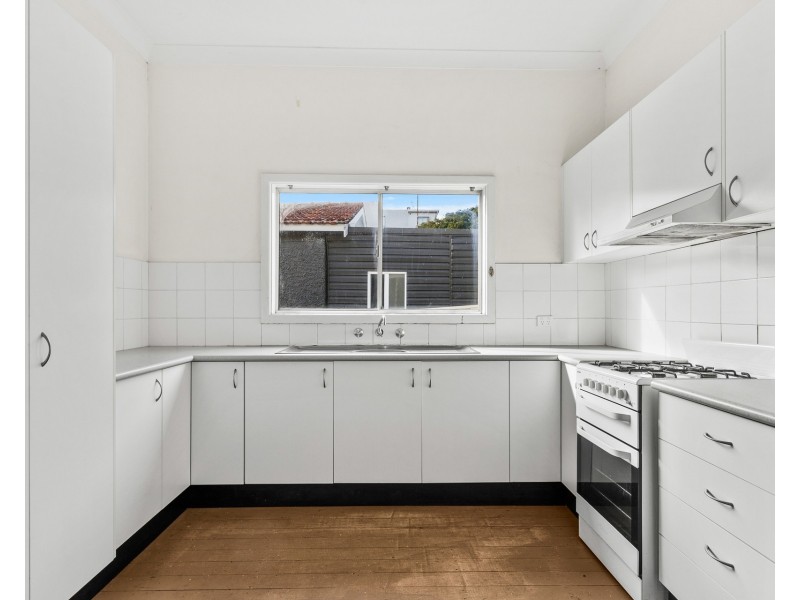 27 Bourke Street, North Wollongong NSW 2500