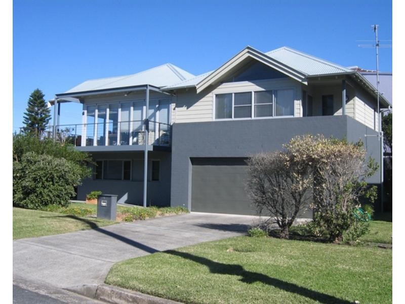 1/18 Mary Street, Thirroul NSW 2515