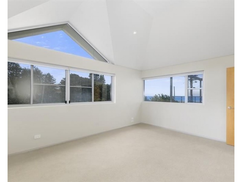 1/18 Mary Street, Thirroul NSW 2515