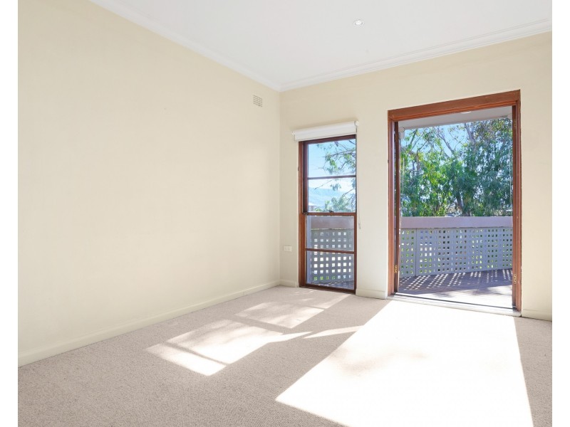 2/8 Bourke Street, North Wollongong NSW 2500