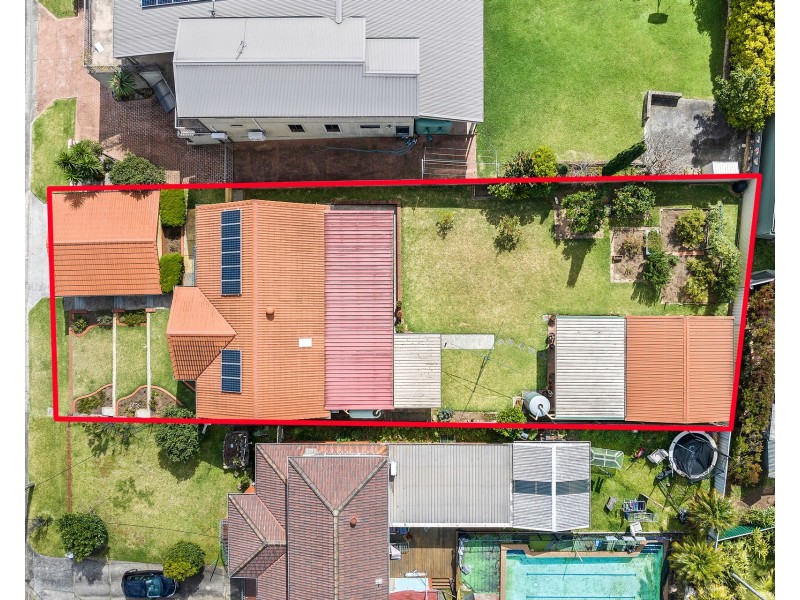 5 Mountain View Crescent, Figtree NSW 2525