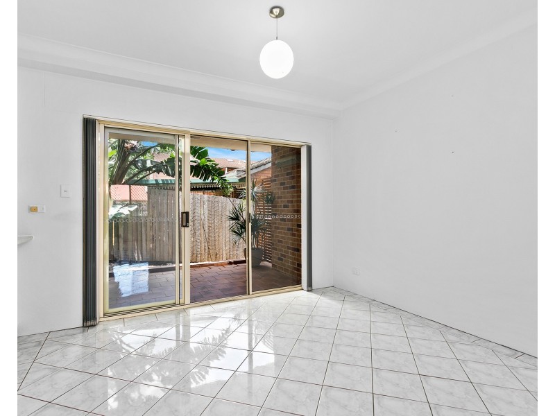 2/18 Campbell Street, Wollongong NSW 2500
