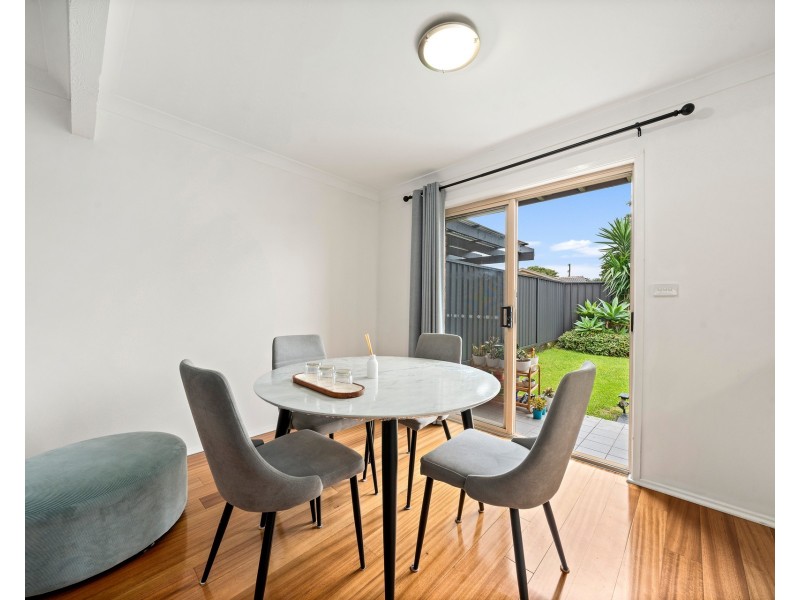 6/28 Balmoral Street, Balgownie NSW 2519