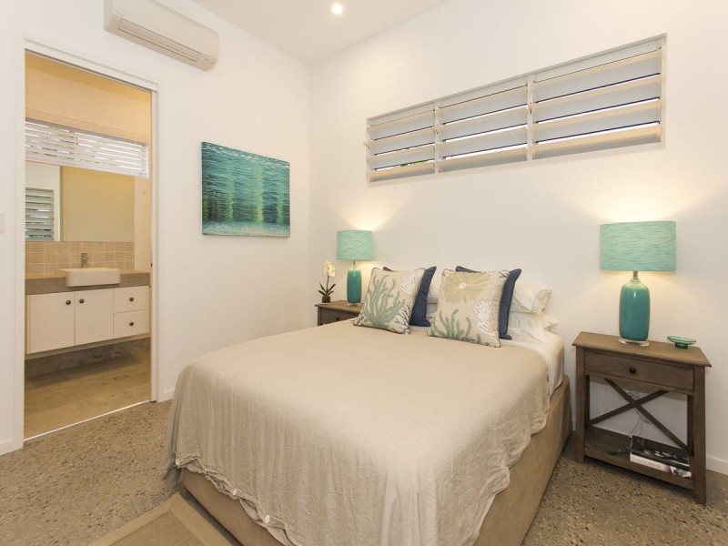 11 Craven Close (Port Beach Houses), Port Douglas QLD 4877