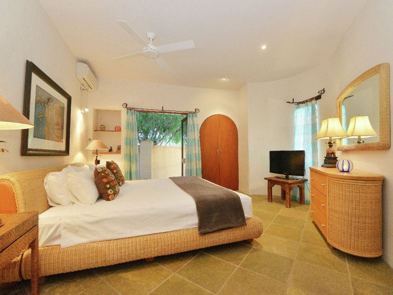 10 Solander Boulevard, Port Douglas QLD 4877