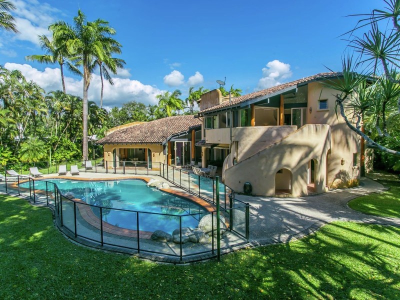 10 Solander Boulevard, Port Douglas QLD 4877