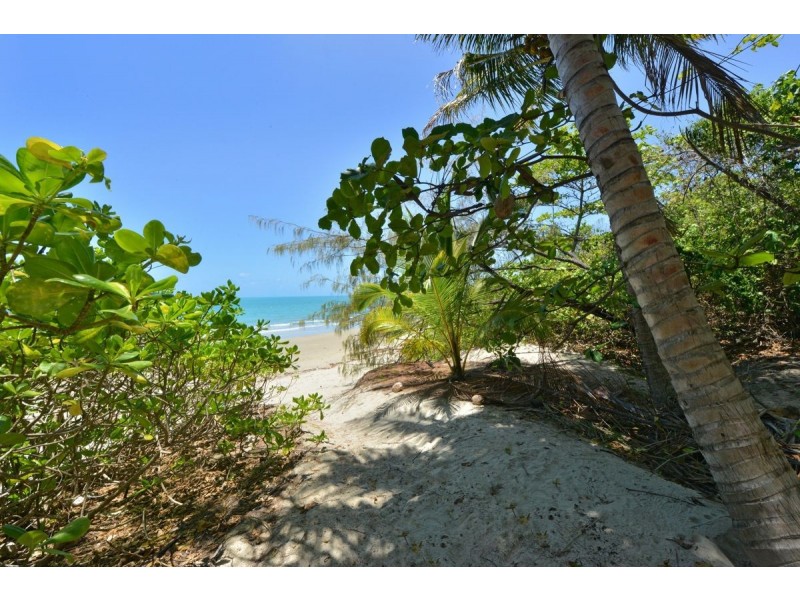 20 Solander Boulevard, Port Douglas QLD 4877