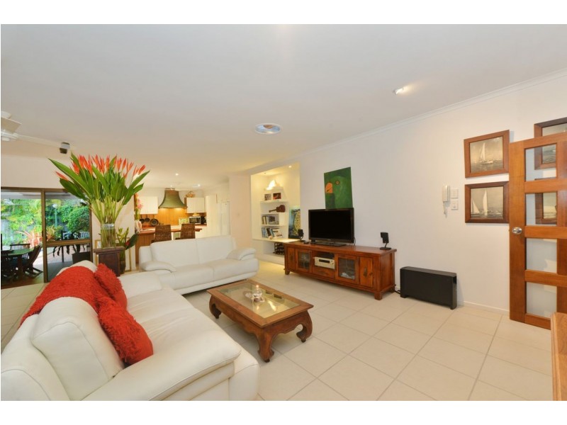 11 Andrews Close, Port Douglas QLD 4877