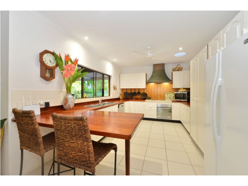 11 Andrews Close, Port Douglas QLD 4877