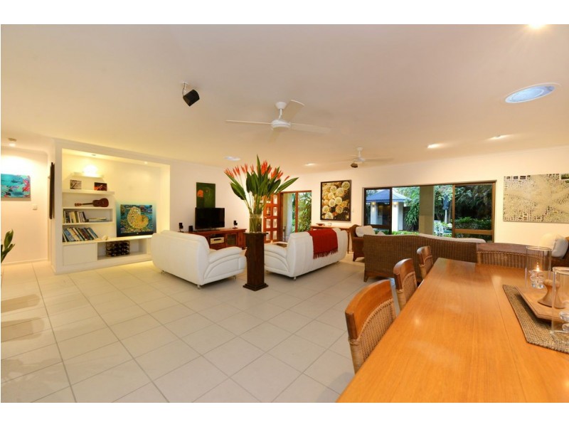 11 Andrews Close, Port Douglas QLD 4877