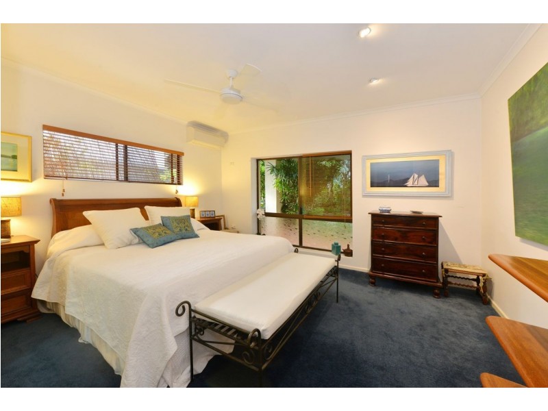 11 Andrews Close, Port Douglas QLD 4877