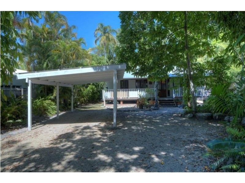 11 Coral Drive, Port Douglas QLD 4877
