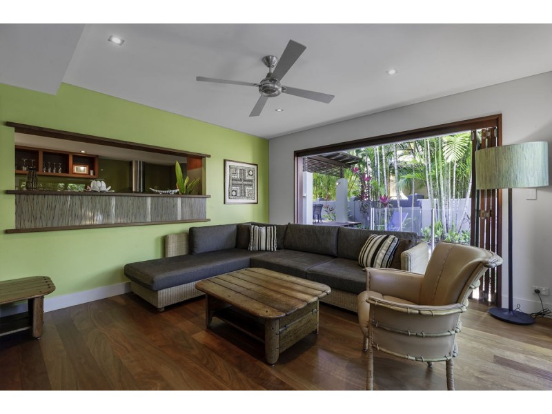 8 Solander Boulevard, Port Douglas QLD 4877