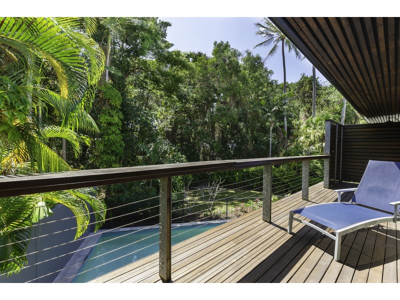 8 Solander Boulevard, Port Douglas QLD 4877