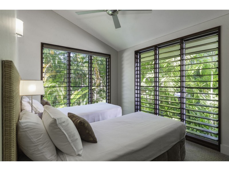 8 Solander Boulevard, Port Douglas QLD 4877