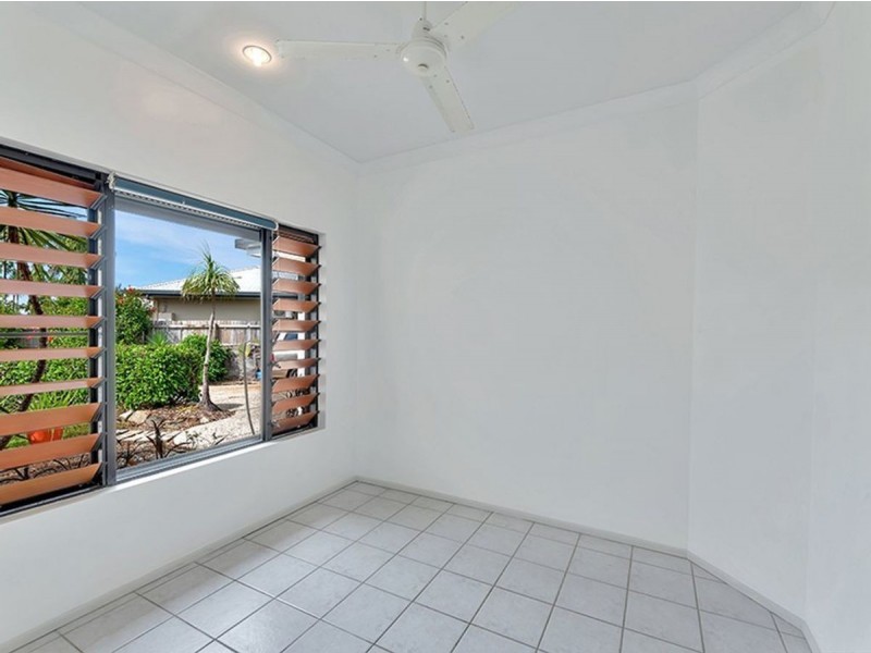 10 Sunbird Close, Port Douglas QLD 4877