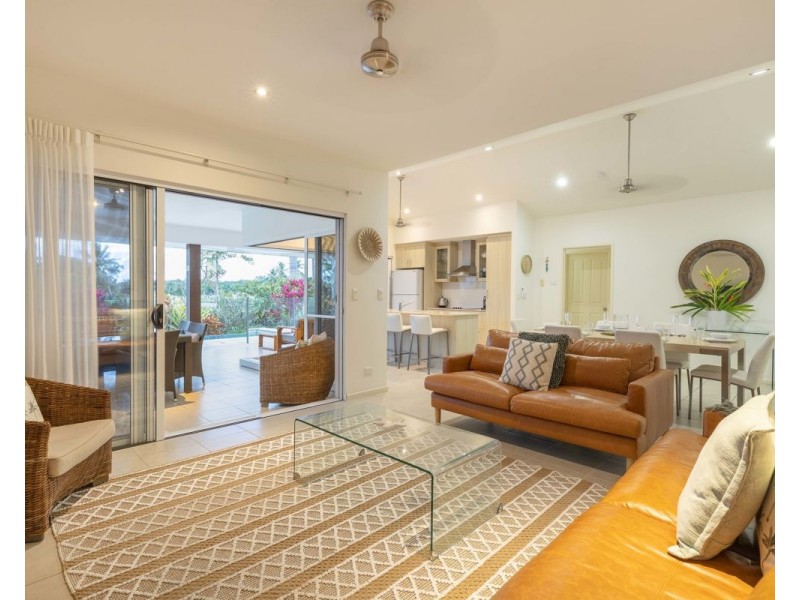 4 Cascade Drive, Craiglie QLD 4877