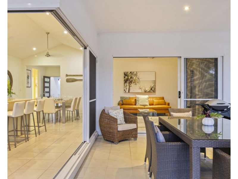 4 Cascade Drive, Craiglie QLD 4877