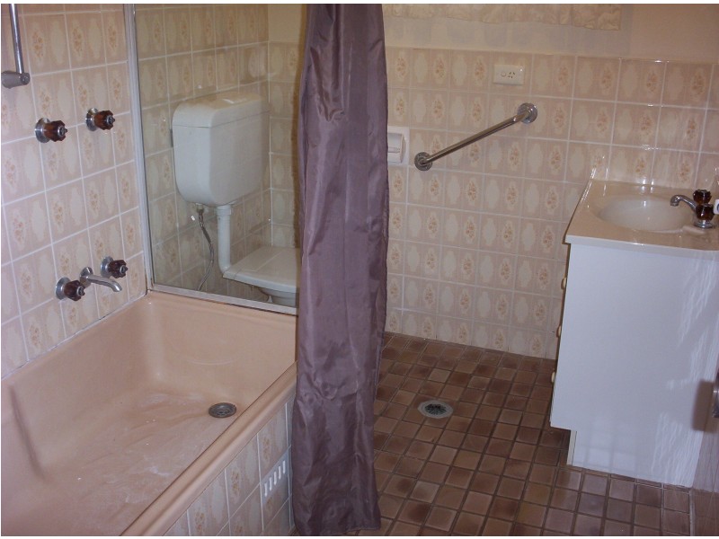 5A Rainbow Place, Dubbo NSW 2830