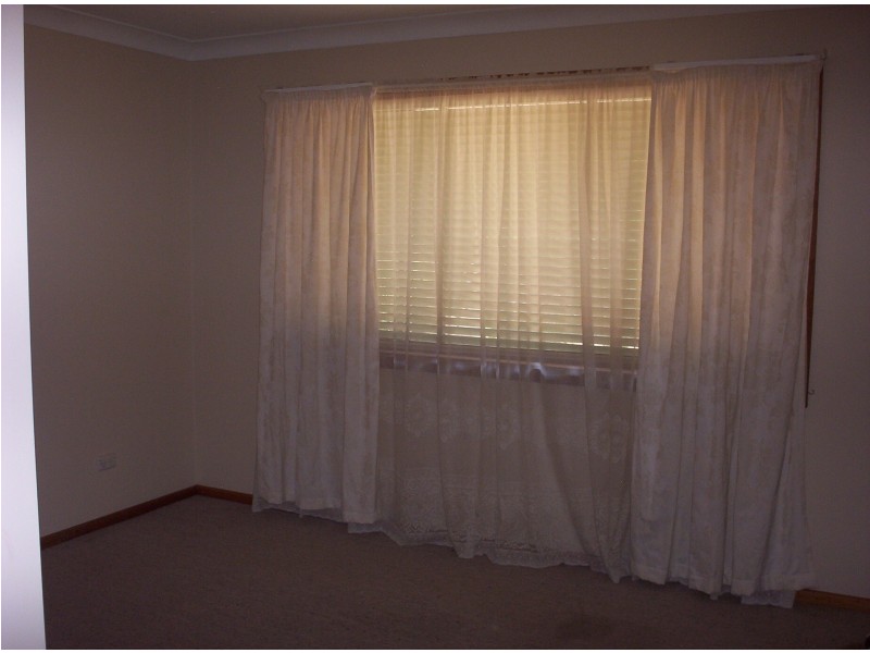 5A Rainbow Place, Dubbo NSW 2830