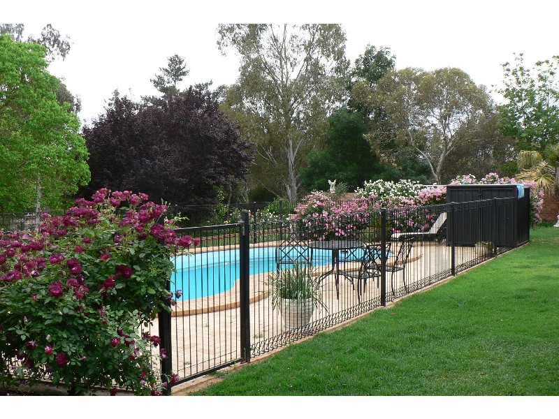 22 Colony Crescent, Dubbo NSW 2830